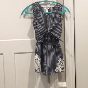 Girls Bebe Romper!